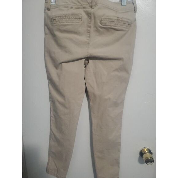 Old Navy Skinny Women's Khaki Pants Size 6 Regular - Picture 3 of 4